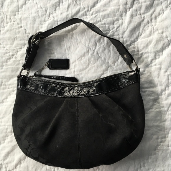 SOLD. COACH SIGNATURE LOGO JACQUARD BAG - Picture 11 of 14